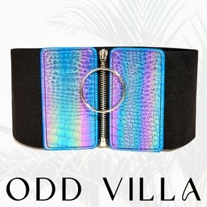 ☄️ Iridescent Snakeskin Belt